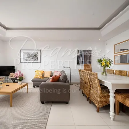 Dudus House ローレ
